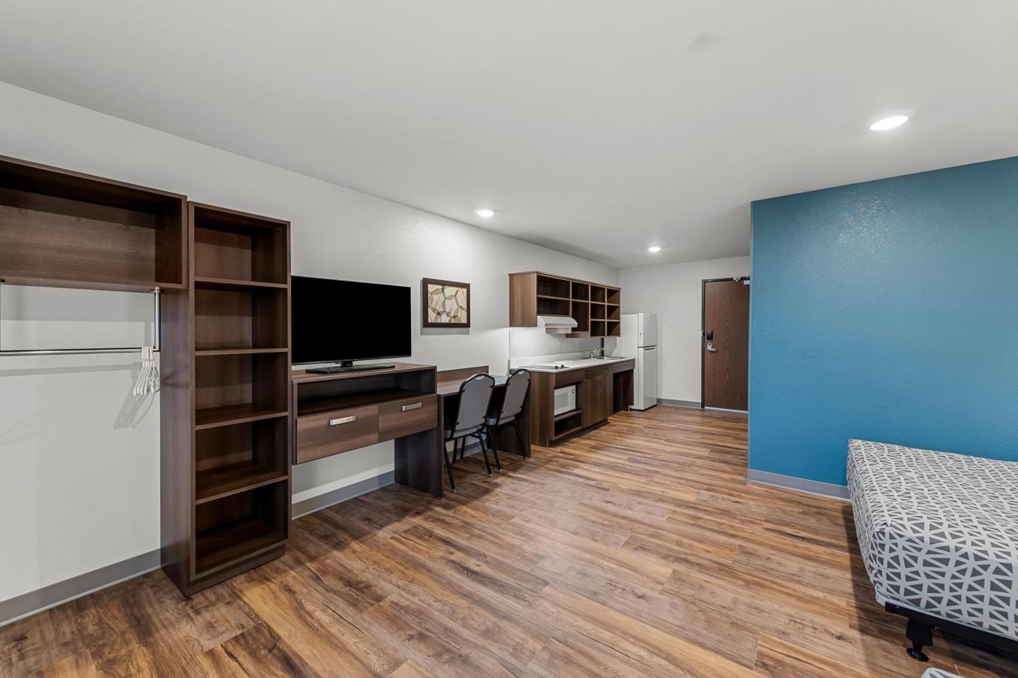 Woodspring Suites Kansas City Airport Exteriér fotografie