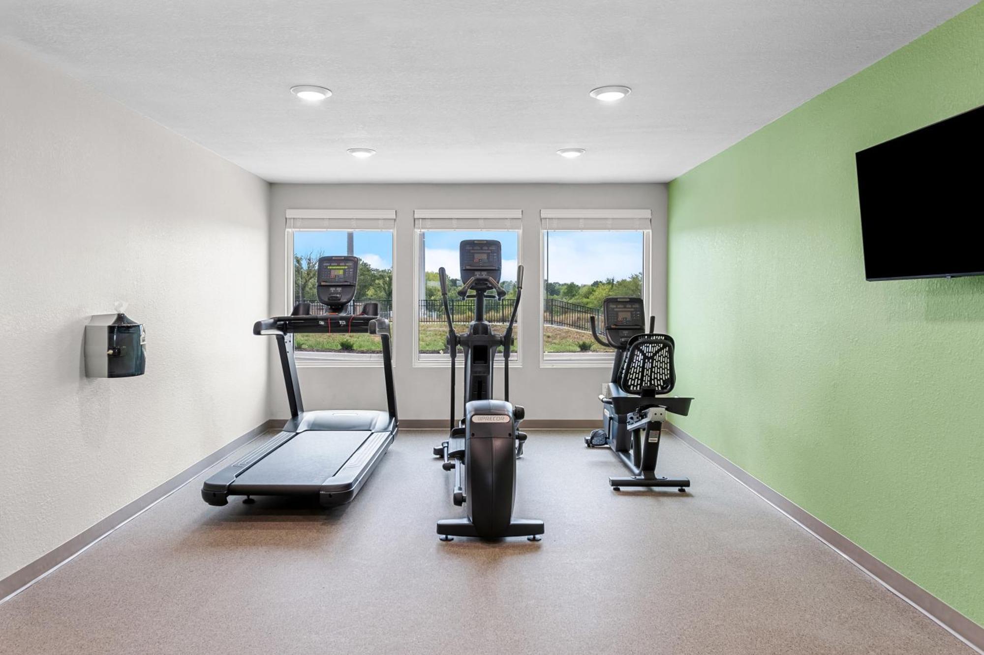 Woodspring Suites Kansas City Airport Exteriér fotografie